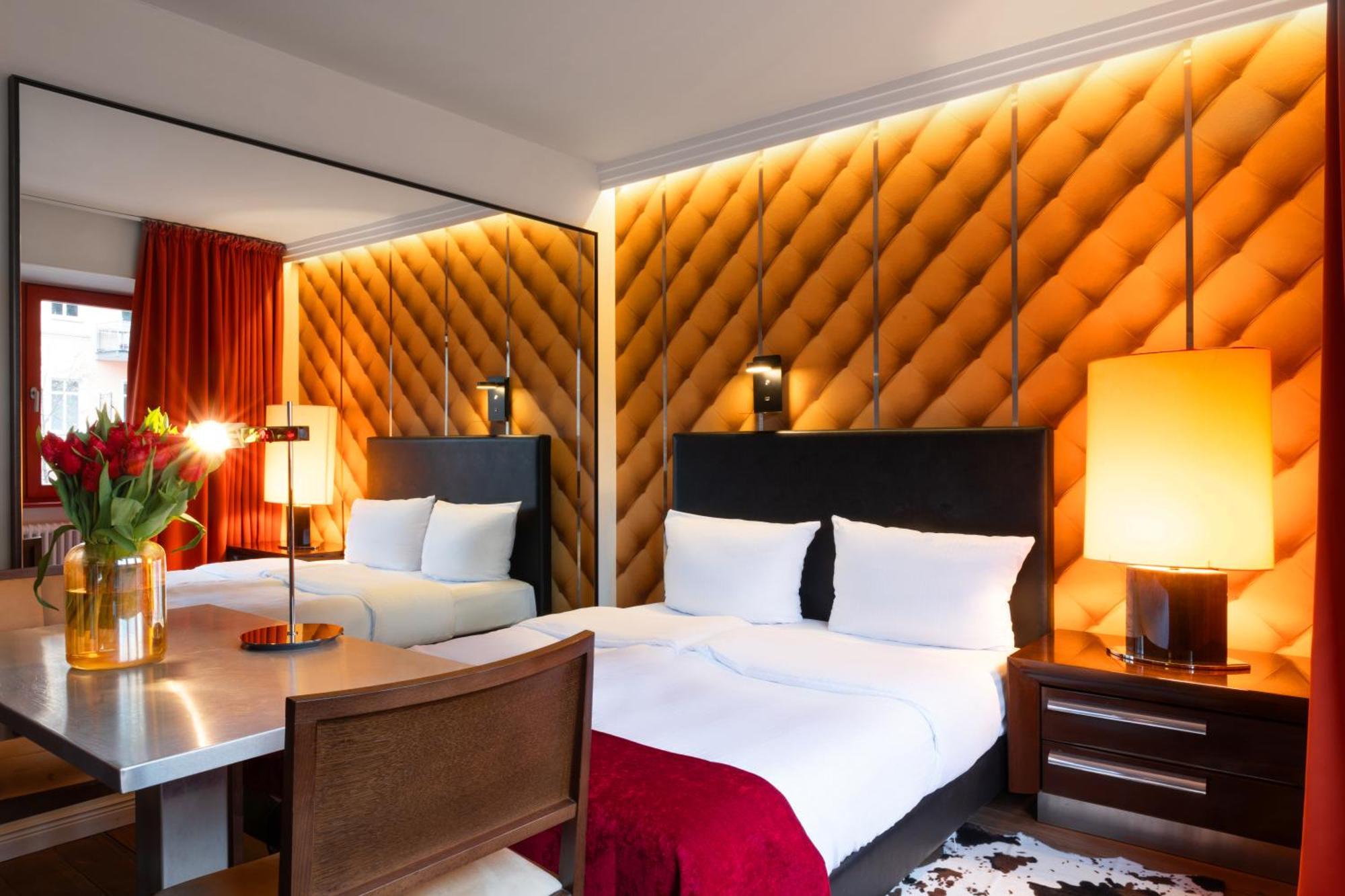 Adele Am Alex Hotel Berlino