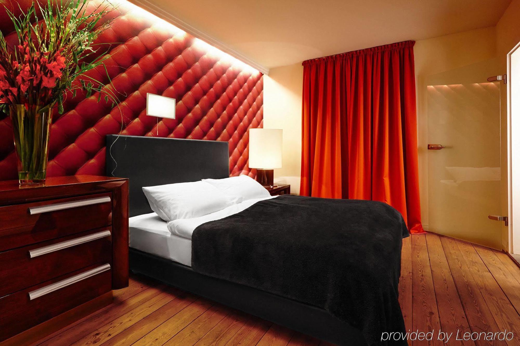 Adele Am Alex Hotel Berlino