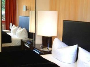 Adele Am Alex Hotel Berlino